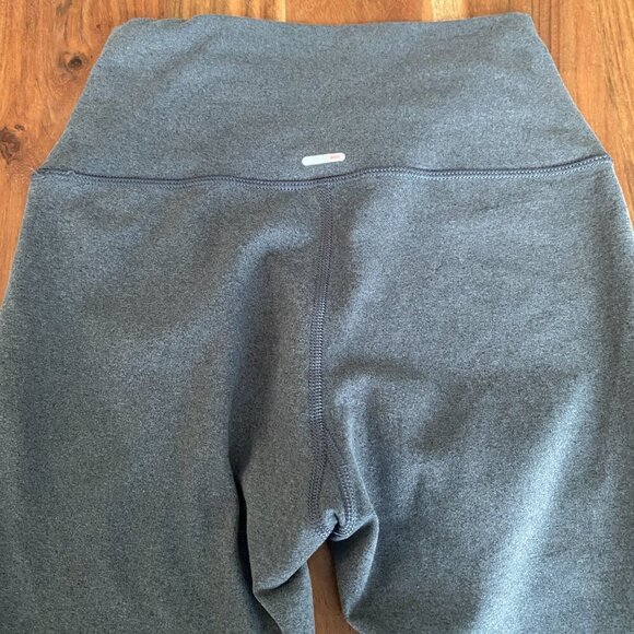 Aerie Chill Play Move Light Grey Leggings Size S - Picture 5 of 6